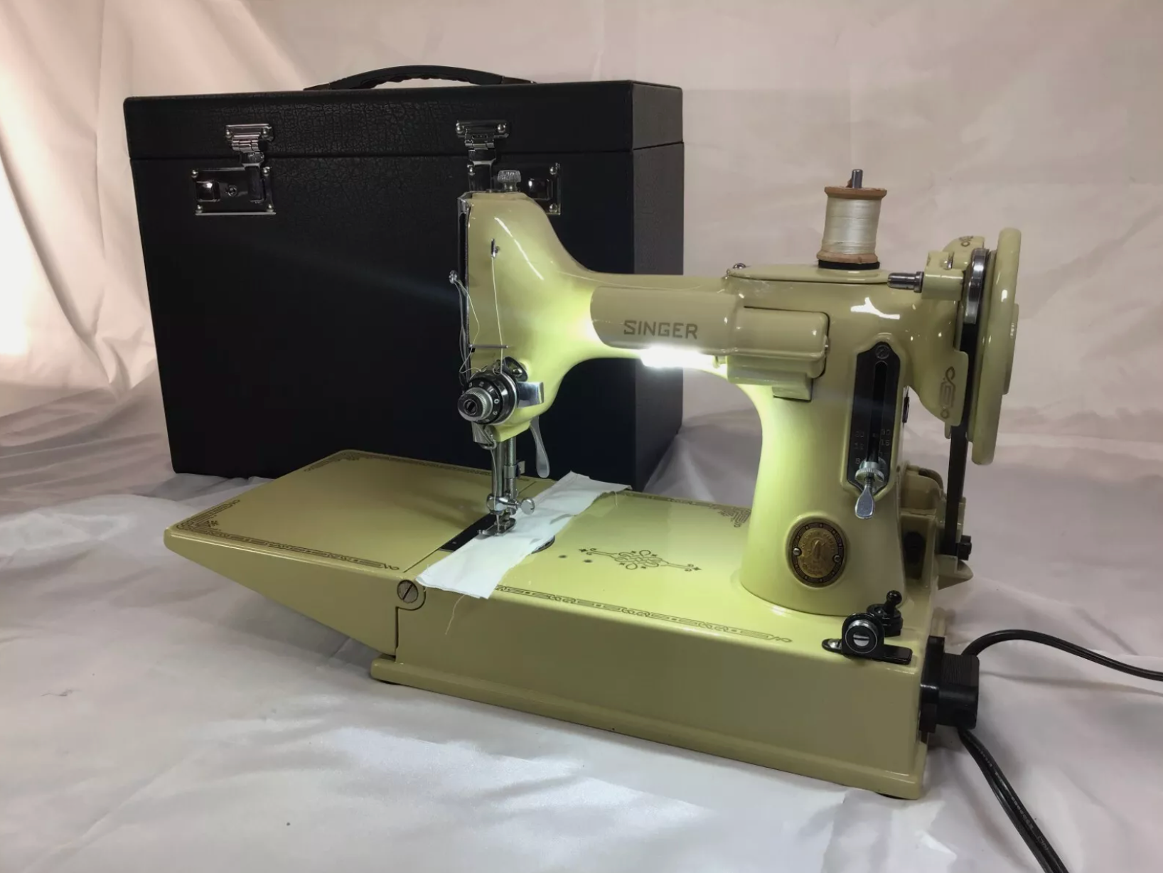 Vintage Yellow Singer Featherweight 221 | Powder Coated Sewing Machine | Refurbished 1950s Classic | Quilter’s Dream Machine