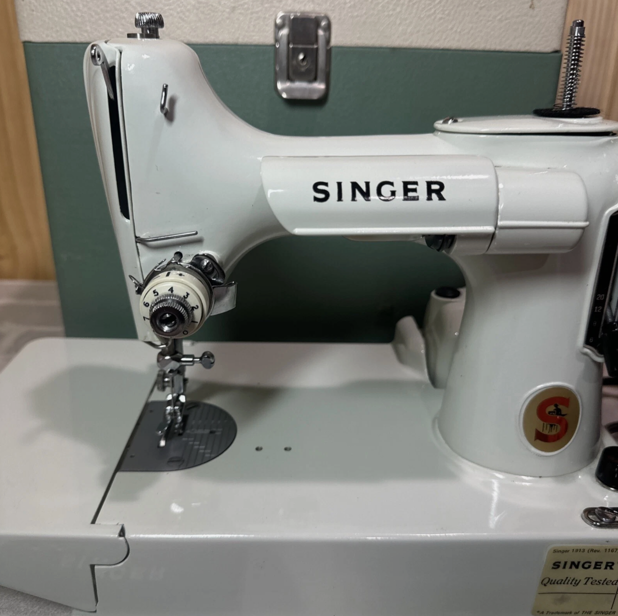 Vintage 1964 Singer Featherweight 221 Sewing Machine w/ Case, Manual, Accessories – White – All Original Parts