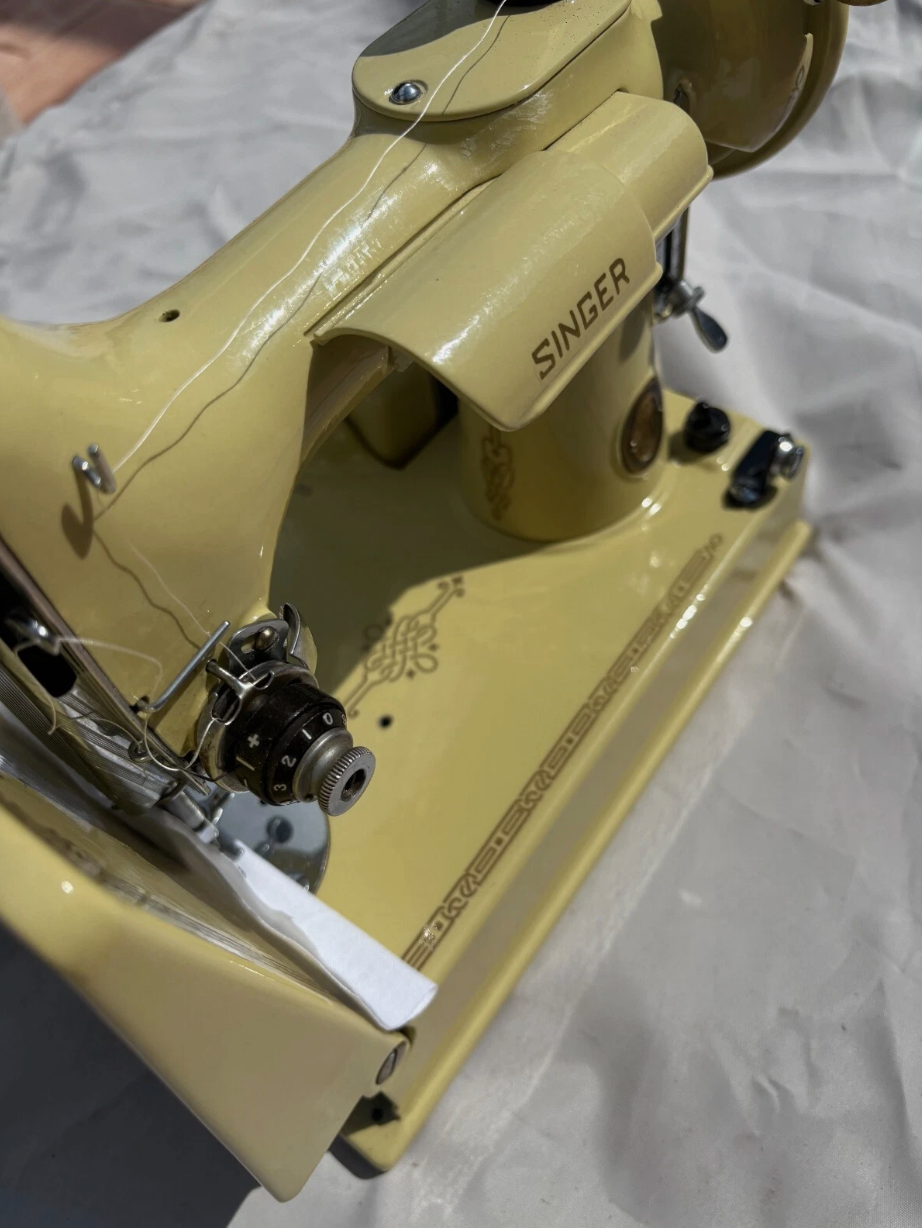 Vintage Yellow Singer Featherweight 221 | Powder Coated Sewing Machine | Refurbished 1950s Classic | Quilter’s Dream Machine