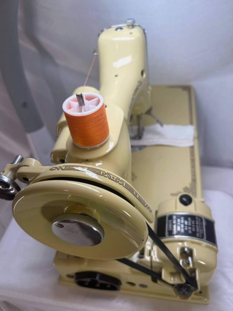 Restored Yellow Singer Featherweight 221 Sewing Machine – Gloss Finish – Quilter Ready – Attachments & Case – AJ568357
