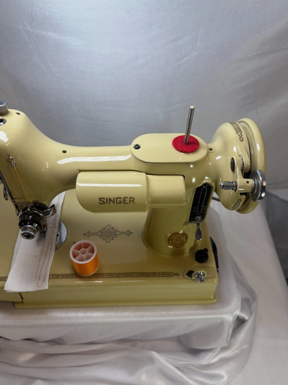 Restored Yellow Singer Featherweight 221 Sewing Machine – Gloss Finish – Quilter Ready – Attachments & Case – AJ568357