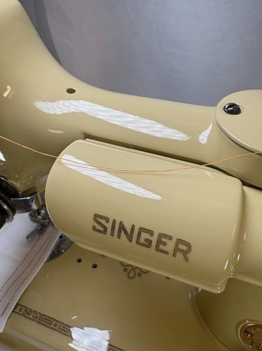 Restored Yellow Singer Featherweight 221 Sewing Machine – Gloss Finish – Quilter Ready – Attachments & Case – AJ568357