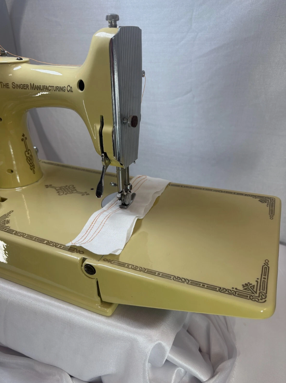 Restored Yellow Singer Featherweight 221 Sewing Machine – Gloss Finish – Quilter Ready – Attachments & Case – AJ568357