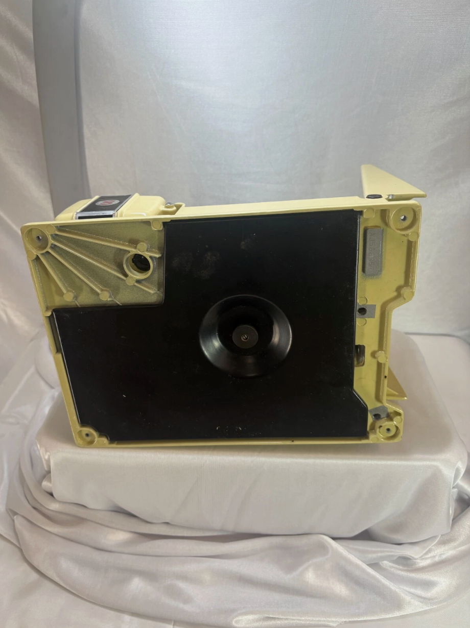 Restored Yellow Singer Featherweight 221 Sewing Machine – Gloss Finish – Quilter Ready – Attachments & Case – AJ568357