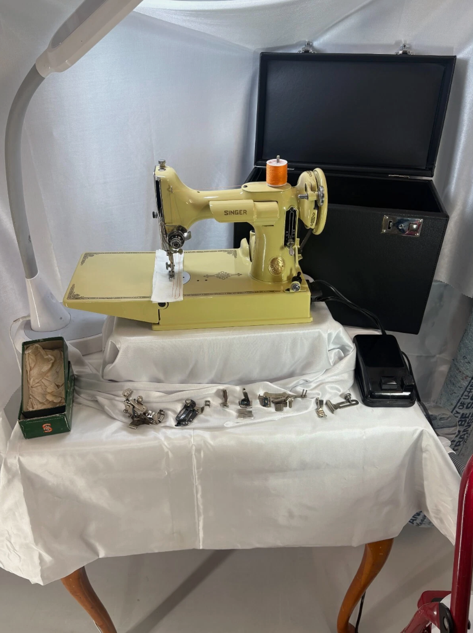 Restored Yellow Singer Featherweight 221 Sewing Machine – Gloss Finish – Quilter Ready – Attachments & Case – AJ568357